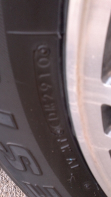 ขายยางมือสอง Bridgestrone Dueler  245/70/r16