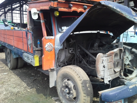 หกล้อหัวยาว