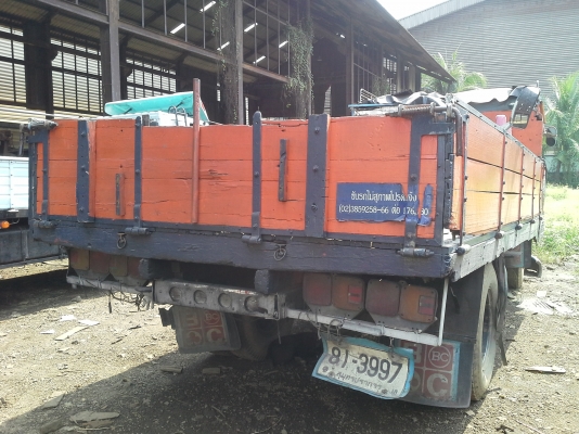 หกล้อหัวยาว