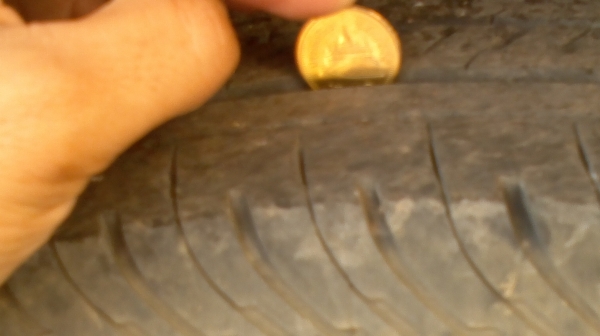 ขายยางมือสองบริดสโตนดูราวิช ขนาด215/70r15