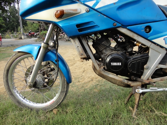 เจ้าของขาย YAMAHA-VR-150 CC.สีฟ้า สนใจติดต่อโทร.081-005-8785