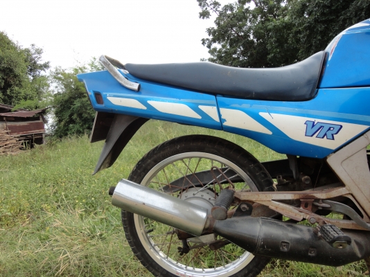 เจ้าของขาย YAMAHA-VR-150 CC.สีฟ้า สนใจติดต่อโทร.081-005-8785