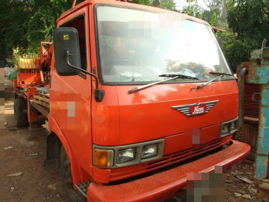 รถสว่านเจาะเสาไฟฟ้า