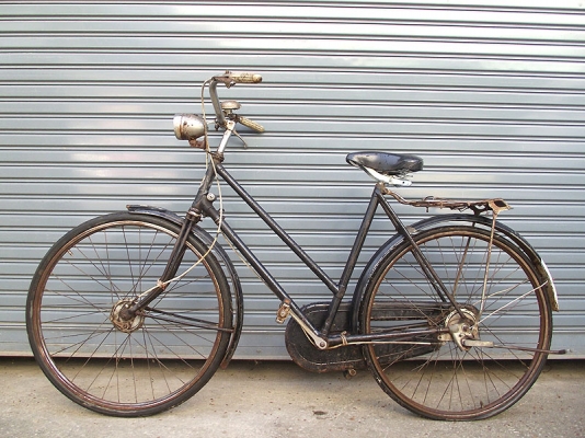 ขายจักรยานโบราณอังกฤษ ฮัมเบอร์ 26 หญิง เพลททองเหลืองสวย ปั่นดีมีรูปครับ