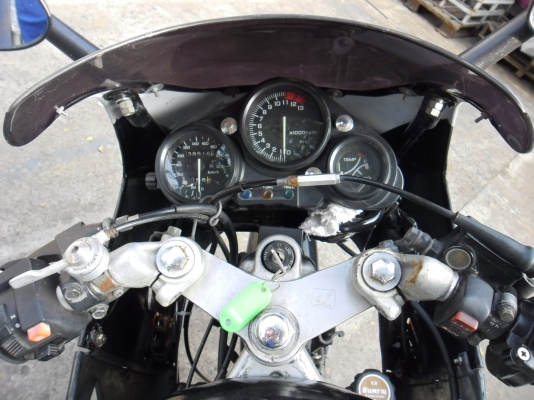 ขายรถ NiSSAN รุ่น BiG-M BDi ปี 2531 สภาพ 80\% ขายตามสภาพ ขายรถ NiSSAN รุ่น BiG-M BDi ปี 2531 สภาพ 80\% ขายตามสภาพ