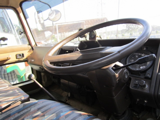 10 ล้อดั๊ม/ฮีโน่ / F17 /ทำ 2 เพลาแล้ว