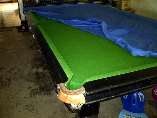 ขายโต๊ะสนุกเกอร์พร้ออุปกรณ์ครบ