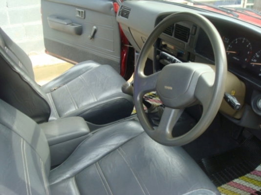 เอ็กตร้าแค๊ป ปี 92 มือเดียวป้ายแดง เดิมๆๆๆๆๆ ทุกอย่างอยู่ครบเหมือนวันออกห้าง ขายถูกๆๆๆๆ 148,000 บาท รถอยู่ กทม. ครับ