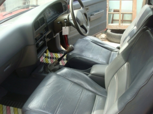 เอ็กตร้าแค๊ป ปี 92 มือเดียวป้ายแดง เดิมๆๆๆๆๆ ทุกอย่างอยู่ครบเหมือนวันออกห้าง ขายถูกๆๆๆๆ 148,000 บาท รถอยู่ กทม. ครับ