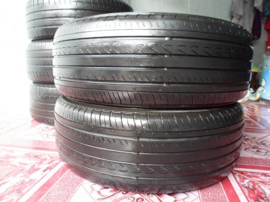ยาง215/60/16YOKOHAMA.ADVANdB.decibel.(ปี11 สวยๆไม่มีป่ะ2เส้น1,400฿)  (ยาง made in japan ครับ)