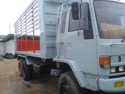 ขาย 10 ล้อ 2 เพลา ดั้มพ์  Isuzu 240 inter turbo (เก็บงานเสร็จแล้ว) Tel.088-4501277