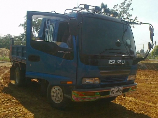 ISUZU DECA 195 HP 6HE1 หกล้อดั๊มพ์ กระบะดั๊มพ์เหล็ก 6 ตันยาว 3.60 เมตรต่อใหม่ๆ เครื่องแน่นแรงดีไม่มีเยิ้ม ภายในสวยครบ แอร์เย็น พวงมาลัยเพาเวอร์ เบรคทริ๊ปฟี้ ช่วงล่างยาง 8.25 ขอบ 16 สภาพดี 80\% พร้อมใช้งาน เอกสารทะเบียนภาษีครบพร้อมโอนครับ