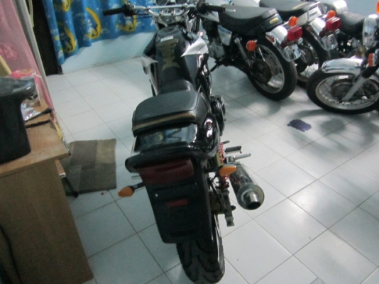 ขาย CB400 ปี94 ประกอบใหม่ครับ อินวอยชื่อผู้ซื้อครับ ไมค์3ลูก รถวิ่งดีมาก  เครื่องดีมากครับ