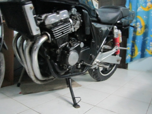 ขาย CB400 ปี94 ประกอบใหม่ครับ อินวอยชื่อผู้ซื้อครับ ไมค์3ลูก รถวิ่งดีมาก  เครื่องดีมากครับ