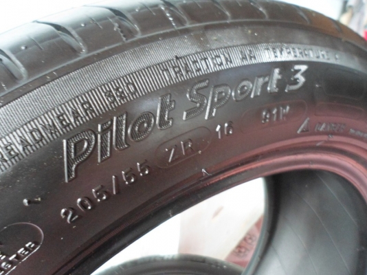 ขาย205/55/16"MICHELIN.Pilot3.205/55/16"ปี11 และปลายปี10(4เส้น  2,200บ.)