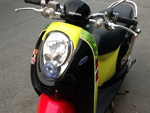 HONDA SCOOPY Iสวยแกะกล่องไร้ที่ติวิ่งน้อยกุญแจแท้2ดอกปี2012