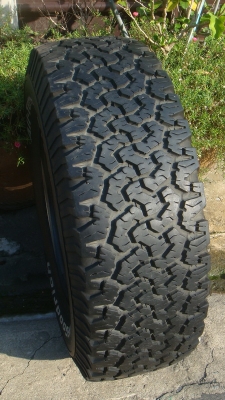 ขายยางอะไหล่ BF Goodrich All 265 75 r16 มีเส้นเดียว ขายยางอะไหล่ BF Goodrich All 265 75 r16 มีเส้นเดียว