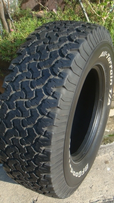 ขายยางอะไหล่ BF Goodrich All 265 75 r16 มีเส้นเดียว