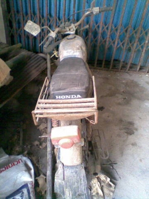 ขาย cb100 ทะเบียนโอน ราคา 18500 รวมส่ง