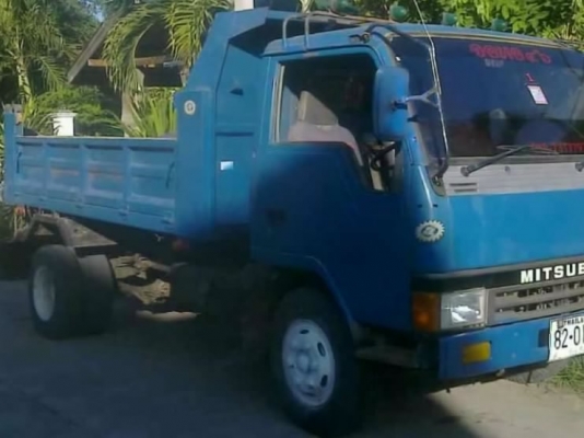 MITSUBISHI CANTER 115 HP 4D31 หกล้อดั๊มพ์ เครื่องแห้งแรงดี หัวบางเดิมๆตาเหลี่ยมสวย ภายในเก๋งอุปกรณ์ภายในครบ พวงมาลัยเพาเวอร์ กระบะดั๊มพ์เหล็ก 4 ตันยาว 3.50 เมตรสวยไม่มีผุ ช่วงล่างคัชซีสวยไม่มีดาม ยาง 8.25 ขอบ 16 เฟืองท้ายติด F ครบแล้ว เอกสารทะเบียนครบพร้อ
