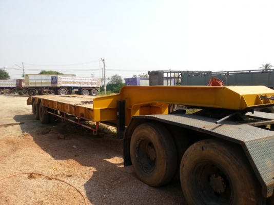 ขายหัวลากนิสสันพร้อมโรเบทสองเพลาสภาพดี