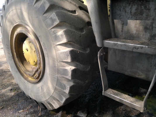 ขายรถตักล้อยางKOMATSU WA470-3 สภาพสวย เก็บรั้วซึมแล้ว กำลังดี สนใจโทร