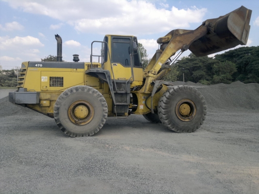 ขายรถตักล้อยางKOMATSU WA470-3 สภาพสวย เก็บรั้วซึมแล้ว กำลังดี สนใจโทร