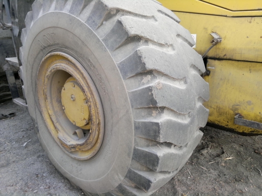 ขายรถตักล้อยางKOMATSU WA470-3 สภาพสวย เก็บรั้วซึมแล้ว กำลังดี สนใจโทร