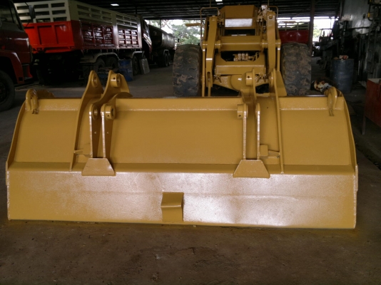 ขายรถตักล้อยาง FURUKAWA FL200B เล่มทะเบียน สภาพสวย สีทำใหม่