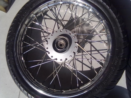 ขายล้อฟีโน่ -มีโอ 1300บาท มีดุมแถมอีก1ชุด ลูกปืนครบทั้ง2ชุด