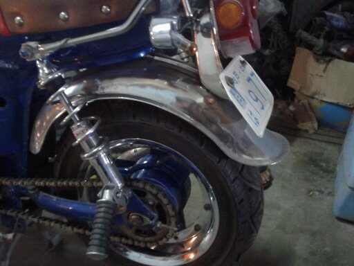 ชาลีสีน้ำเงิน สภาพเทพๆ สวยมาก เครื้องไลฟาน 32000 ชาลีสีน้ำเงิน สภาพเทพๆ สวยมาก เครื้องไลฟาน 32000