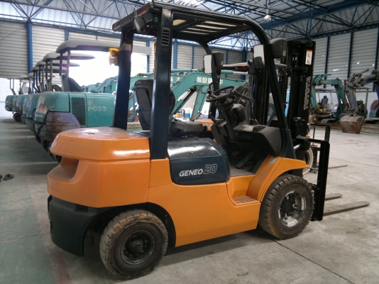 ขายรถฟอร์คลีฟท์ TOYOTA  7FD25T3 เสา3 เมตร ออโต้ปี2005, 4825ชม. รถสวยสภาพดีมาก รถนอกนำเข้า ติดต่อ มานะ 085-9049669