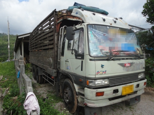 HINO FL3H 195 แรงม้า คุณไพบูลย์ จ.สระแก้ว มัดจำกลางอากาศแล้วจ๊ะ HINO FL3H 195 แรงม้า คุณไพบูลย์ จ.สระแก้ว มัดจำกลางอากาศแล้วจ๊ะ