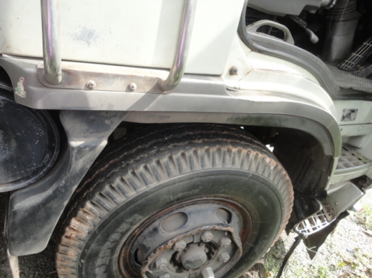 HINO FL3H 195 แรงม้า คุณไพบูลย์ จ.สระแก้ว มัดจำกลางอากาศแล้วจ๊ะ HINO FL3H 195 แรงม้า คุณไพบูลย์ จ.สระแก้ว มัดจำกลางอากาศแล้วจ๊ะ