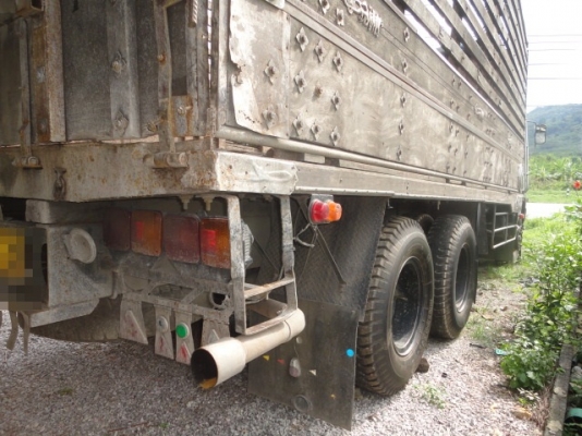 HINO FL3H 195 แรงม้า คุณไพบูลย์ จ.สระแก้ว มัดจำกลางอากาศแล้วจ๊ะ HINO FL3H 195 แรงม้า คุณไพบูลย์ จ.สระแก้ว มัดจำกลางอากาศแล้วจ๊ะ