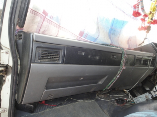 HINO FL3H 195 แรงม้า คุณไพบูลย์ จ.สระแก้ว มัดจำกลางอากาศแล้วจ๊ะ HINO FL3H 195 แรงม้า คุณไพบูลย์ จ.สระแก้ว มัดจำกลางอากาศแล้วจ๊ะ