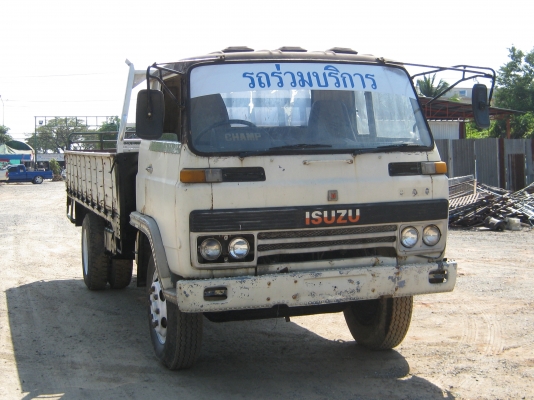 ขายอีซูซุ sbr 145 แรง  รถออกห้าง เครื่องดี ขับเยี่ยม