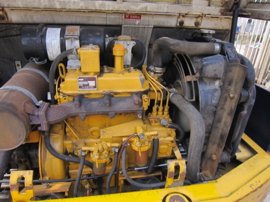 ขาย รถขุดเล็ก KOMATSU รุ่น PC30-6- แทร็กเหล็ก มือสองญี่ปุ่น