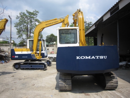 ขาย รถขุด KOMATSU รุ่น PC60-6- มือสองญี่ปุ่น ขาย รถขุด KOMATSU รุ่น PC60-6- มือสองญี่ปุ่น