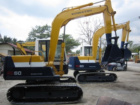 ขาย รถขุด KOMATSU รุ่น PC60-6- มือสองญี่ปุ่น ขาย รถขุด KOMATSU รุ่น PC60-6- มือสองญี่ปุ่น
