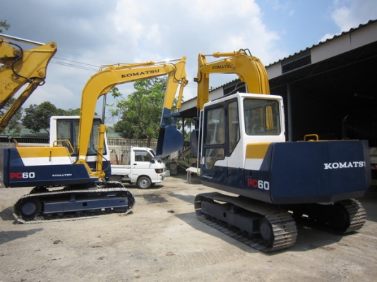 ขาย รถขุด KOMATSU รุ่น PC60-6- มือสองญี่ปุ่น ขาย รถขุด KOMATSU รุ่น PC60-6- มือสองญี่ปุ่น