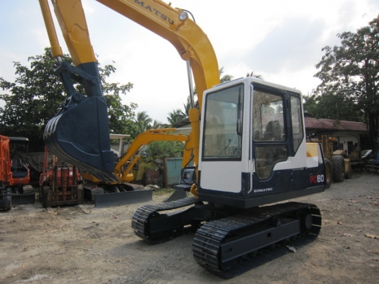 ขาย รถขุด KOMATSU รุ่น PC60-6- มือสองญี่ปุ่น ขาย รถขุด KOMATSU รุ่น PC60-6- มือสองญี่ปุ่น