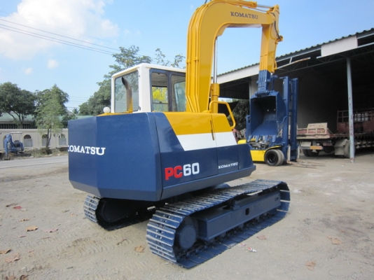 ขาย รถขุด KOMATSU รุ่น PC60-6- มือสองญี่ปุ่น ขาย รถขุด KOMATSU รุ่น PC60-6- มือสองญี่ปุ่น