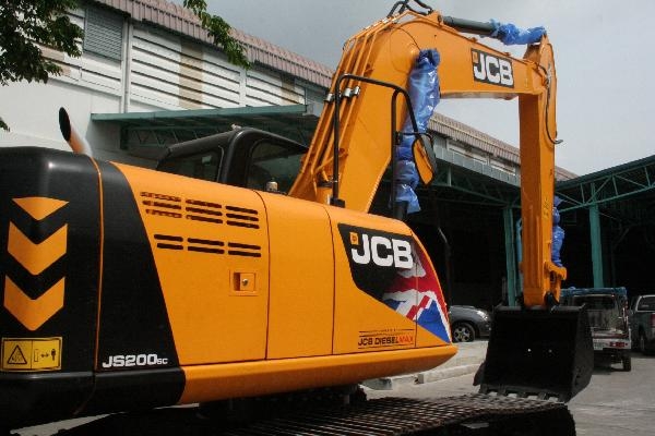 รถขุดใหม่มือหนึ่งยี่ห้อ JCB ขนาด 20 รถขุดใหม่มือหนึ่งยี่ห้อ JCB ขนาด 20