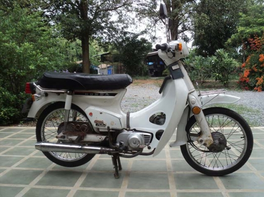 ขาย c700 นันธิดาสภาพเดิมๆ พร้อมประกวด ทะเบียนโอนภาษีเต็ม