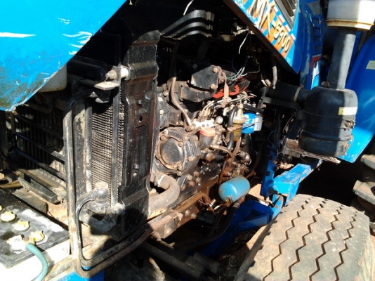 แชมป์ MX-5900 55 HP - 4WD 2 เพลา สภาพดีมากพร้อมใช้งาน อุปกรณ์พร้อม มีใบดันหน้า ผานพรวนดิน 3 เครื่องยนต์ไม่มีเยิ้มแรงดี ช่วงล่างแน่น ยางสภาพดี 4 เส้นประมาณ 60\% พร้อมลุยงานได้เลย เอกสารสัญญาซื้อขายครับ แชมป์ MX-5900 55 HP - 4WD 2 เพลา สภาพดีมากพร้อมใช้งาน อุปกรณ์พร้อม มีใบดันหน้า ผานพรวนดิน 3 เครื่องยนต์ไม่มีเยิ้มแรงดี ช่วงล่างแน่น ยางสภาพดี 4 เส้นประมาณ 60\% พร้อมลุยงานได้เลย เอกสารสัญญาซื้อขายครับ