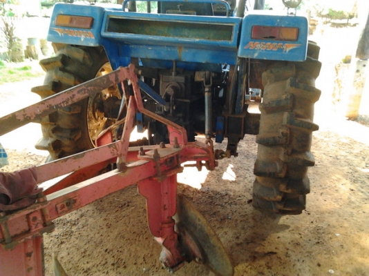 แชมป์ MX-5900 55 HP - 4WD 2 เพลา สภาพดีมากพร้อมใช้งาน อุปกรณ์พร้อม มีใบดันหน้า ผานพรวนดิน 3 เครื่องยนต์ไม่มีเยิ้มแรงดี ช่วงล่างแน่น ยางสภาพดี 4 เส้นประมาณ 60\% พร้อมลุยงานได้เลย เอกสารสัญญาซื้อขายครับ แชมป์ MX-5900 55 HP - 4WD 2 เพลา สภาพดีมากพร้อมใช้งาน อุปกรณ์พร้อม มีใบดันหน้า ผานพรวนดิน 3 เครื่องยนต์ไม่มีเยิ้มแรงดี ช่วงล่างแน่น ยางสภาพดี 4 เส้นประมาณ 60\% พร้อมลุยงานได้เลย เอกสารสัญญาซื้อขายครับ