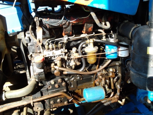 แชมป์ MX-5900 55 HP - 4WD 2 เพลา สภาพดีมากพร้อมใช้งาน อุปกรณ์พร้อม มีใบดันหน้า ผานพรวนดิน 3 เครื่องยนต์ไม่มีเยิ้มแรงดี ช่วงล่างแน่น ยางสภาพดี 4 เส้นประมาณ 60\% พร้อมลุยงานได้เลย เอกสารสัญญาซื้อขายครับ แชมป์ MX-5900 55 HP - 4WD 2 เพลา สภาพดีมากพร้อมใช้งาน อุปกรณ์พร้อม มีใบดันหน้า ผานพรวนดิน 3 เครื่องยนต์ไม่มีเยิ้มแรงดี ช่วงล่างแน่น ยางสภาพดี 4 เส้นประมาณ 60\% พร้อมลุยงานได้เลย เอกสารสัญญาซื้อขายครับ