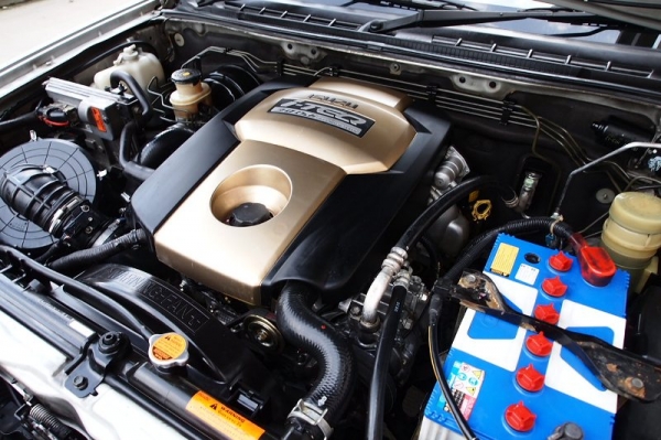 ISUZU HI-LANDER 3.0 4ประตู ไม่เคยชน เจ้าของขายเอง