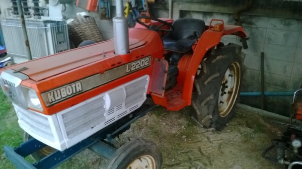 รถไถ KUBOTA L2202